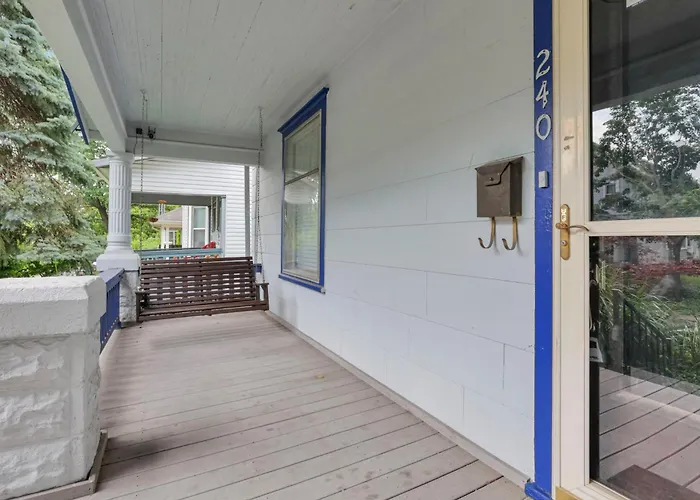 Housepitality - The Maynard Manor * Columbus