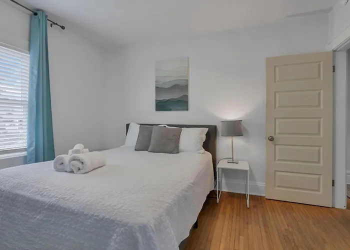 Holiday home Housepitality - The Maynard Manor *