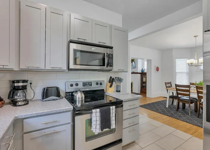 Housepitality - The Maynard Manor Holiday home Columbus
