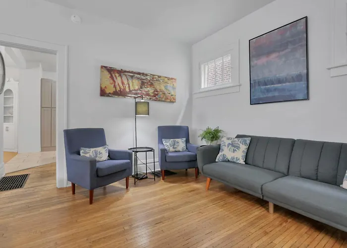 Housepitality - The Maynard Manor *